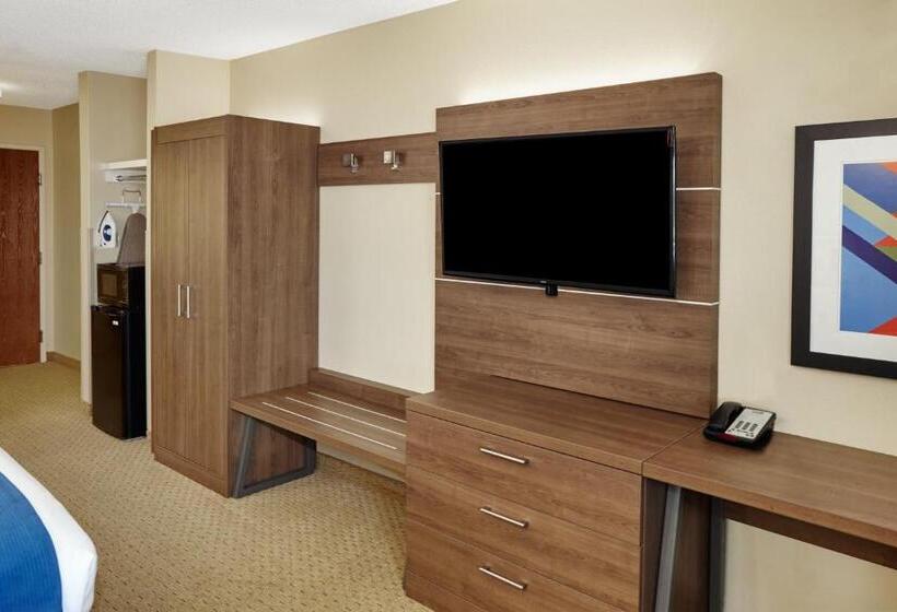 Четырехместный Номер Стандарт, Holiday Inn Express Sheboygan Kohler / I 43, An Ihg