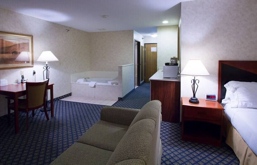 Люкс Повышенной Комфортности, Miles City Hotel & Suites