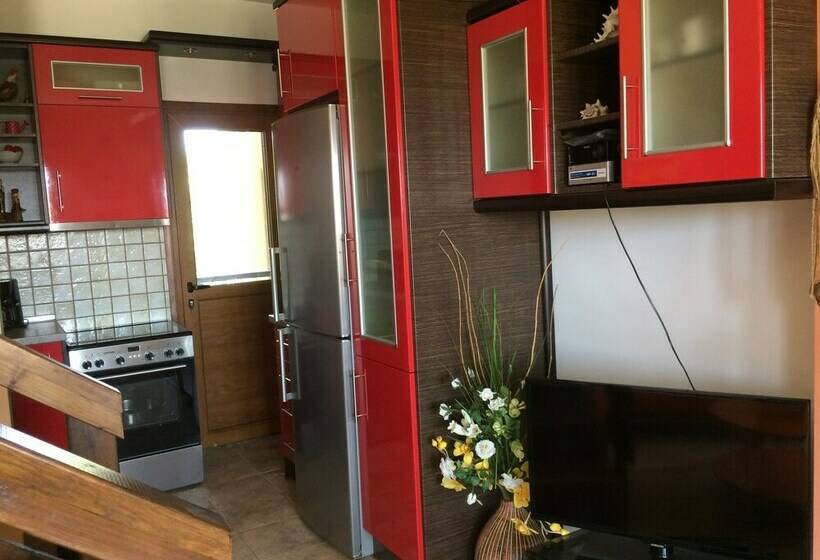 Дом 2 Спальни, Sweet N  Cozy Maisonette