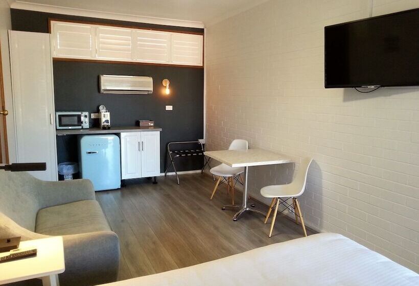 Номер Стандарт, Kurri Motor Inn
