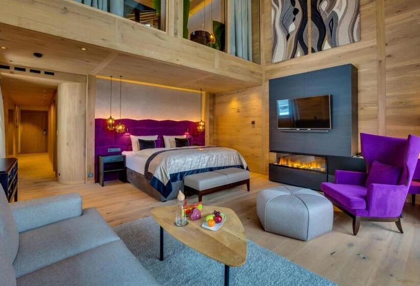 Полулюкс Повышенной Комфортности, Cocoon   Alpine Boutique Lodge