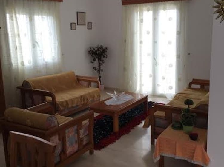 Семейные Апартаменты, Kavousanos Apartments