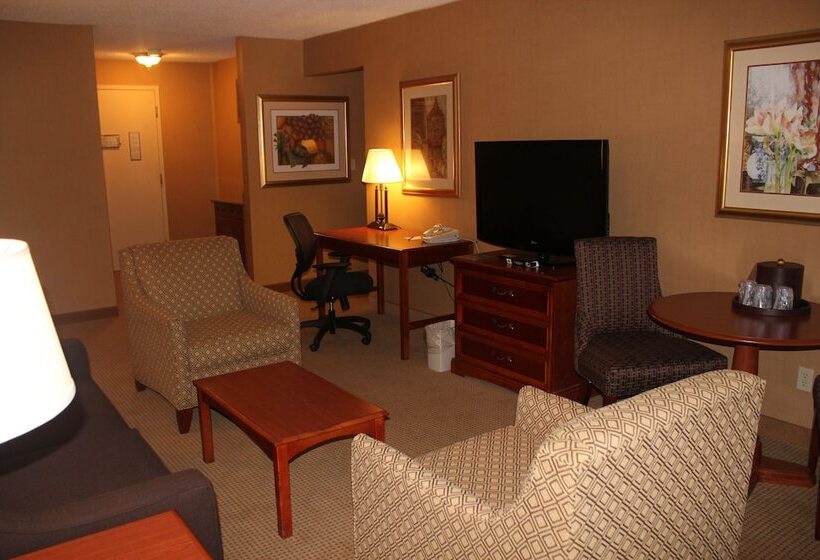 Люкс, Clarion Inn