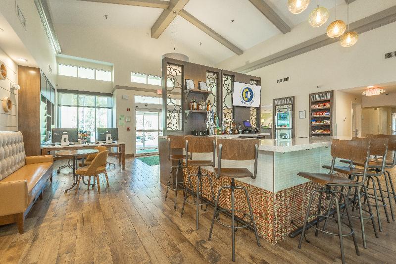 Люкс Кровать Кинг, Holiday Inn Hotel And Suites Peachtree City, An Ihg