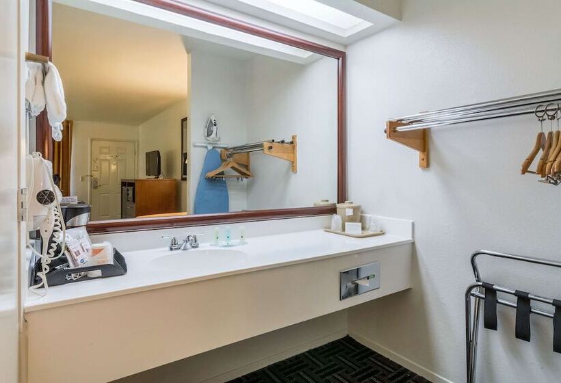 Quarto Estandar 2 Camas Casal, Quality Inn Fresno Near University