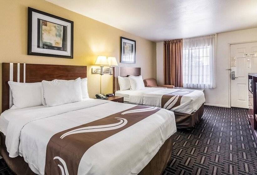 Quarto Estandar 2 Camas Casal, Quality Inn Fresno Near University