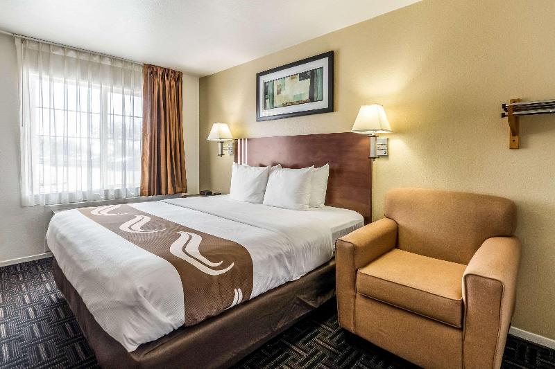 Quarto Estandar Cama King, Quality Inn Fresno Near University