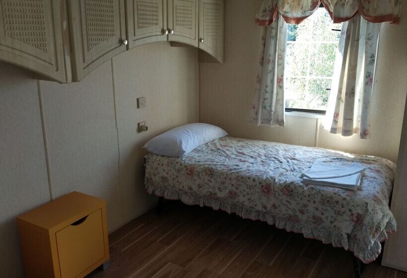 高级洋房, Camping Iznate