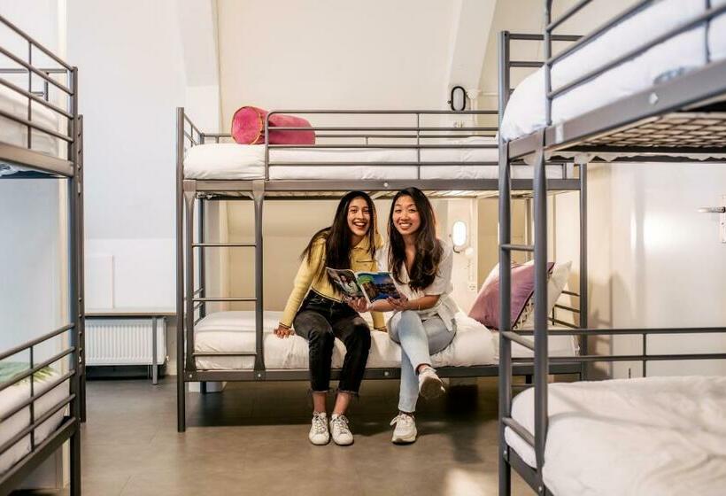패밀리 룸, Pink Flamingo Boutique Hostel