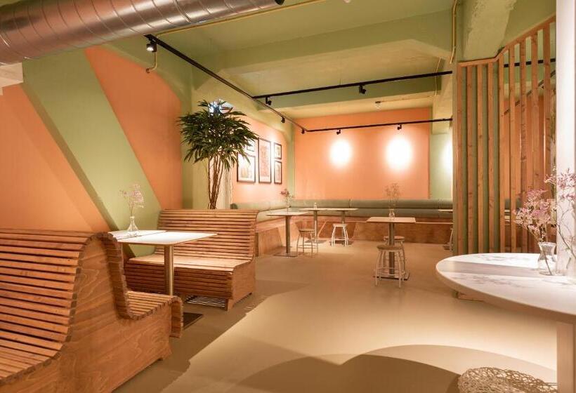 스탠다드 룸, Pink Flamingo Boutique Hostel