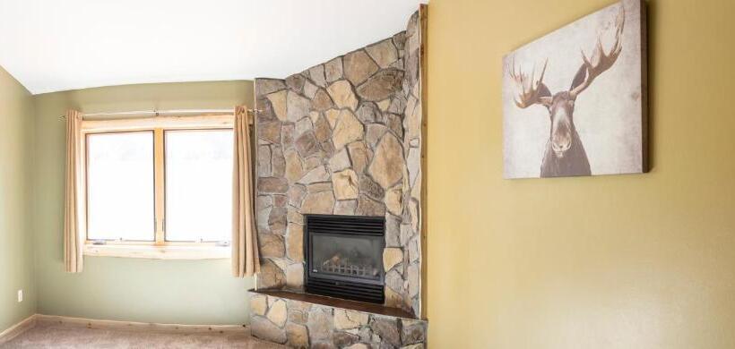 スタンダードルーム, Arrowhead Mountain Lodge