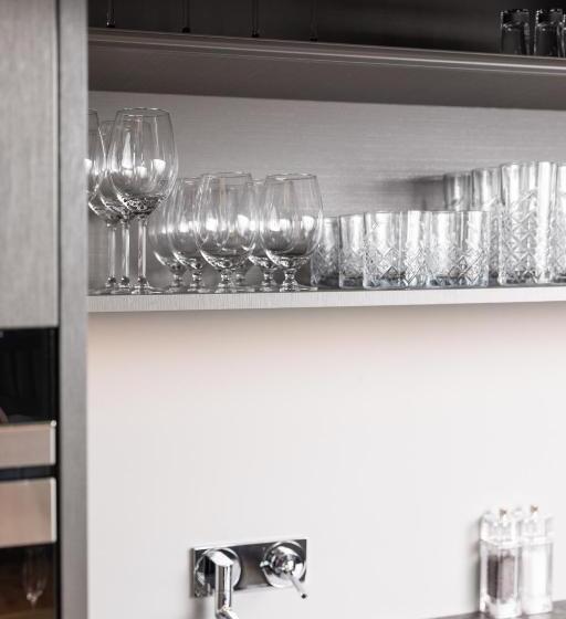 Апартаменты Deluxe 1 Спальня, Going Triple A Apartments West
