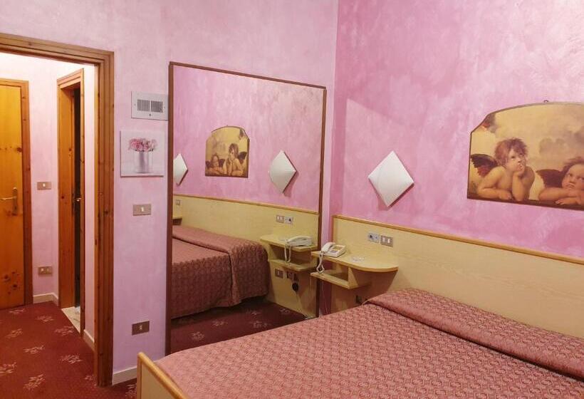 Номер Стандарт, Paradiso
