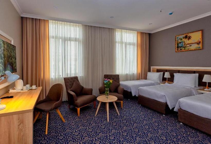 חדר דלוקס לשלושה, Golden City Hotel Baku
