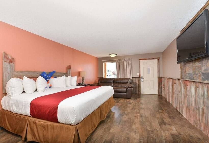 스탠다드 룸 더블 침대, Americas Best Value Inn Wall