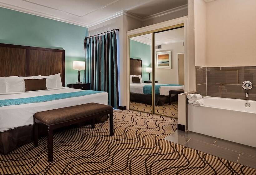 발코니가 있는 스위트, Best Western Plus Irvine Spectrum