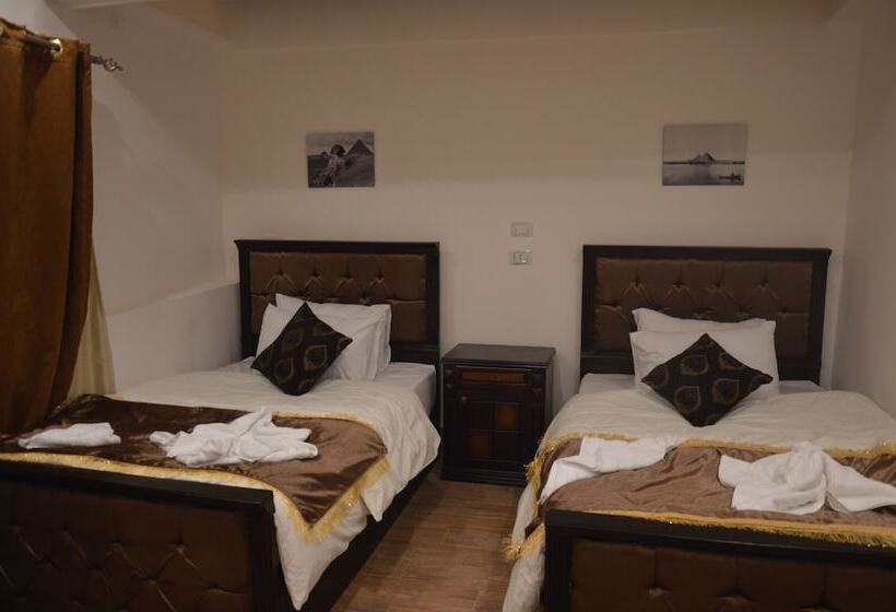 اتاق لوکس, Pyramids Top Inn