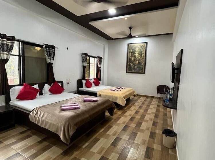 家庭间, Silka Inn