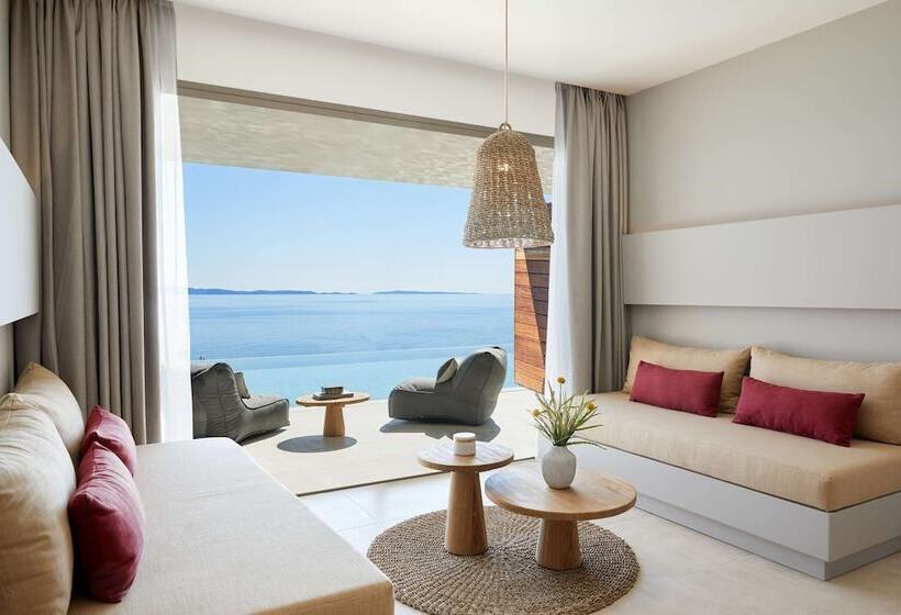Suite Familiar, Elix, Mar Bella Collection
