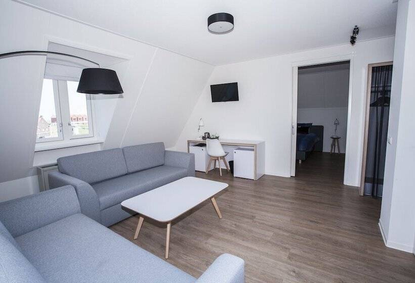 Номер Deluxe, Restaurant Termunterzijl
