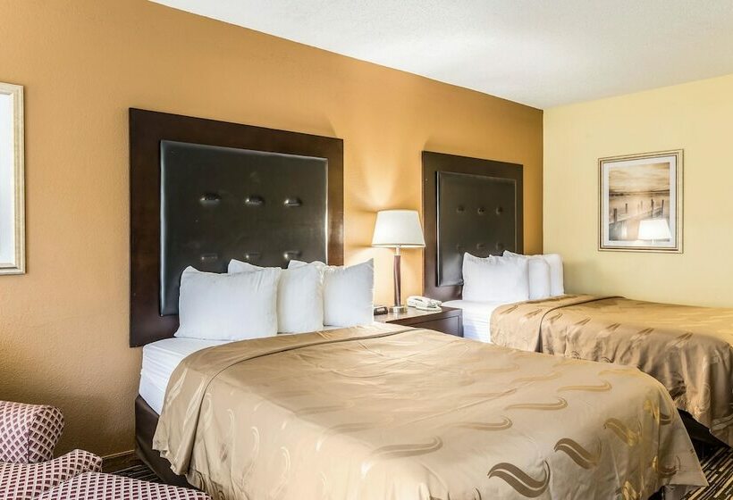 스탠다드 룸 더블 침대 2개, Quality Inn Clemson Near University