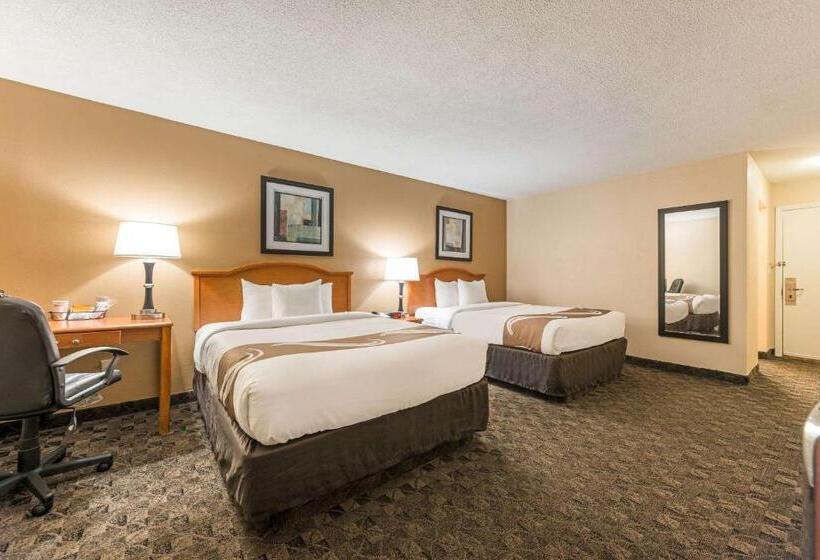 Номер Стандарт, Quality Inn & Suites