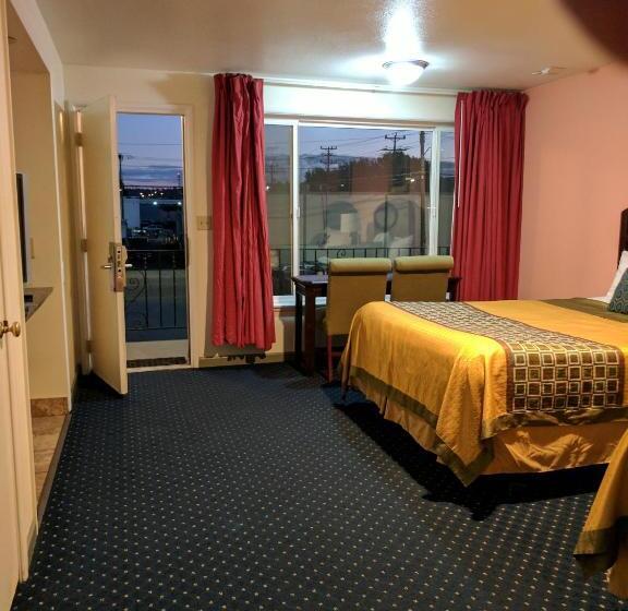 Standardrum, La Hacienda Motel