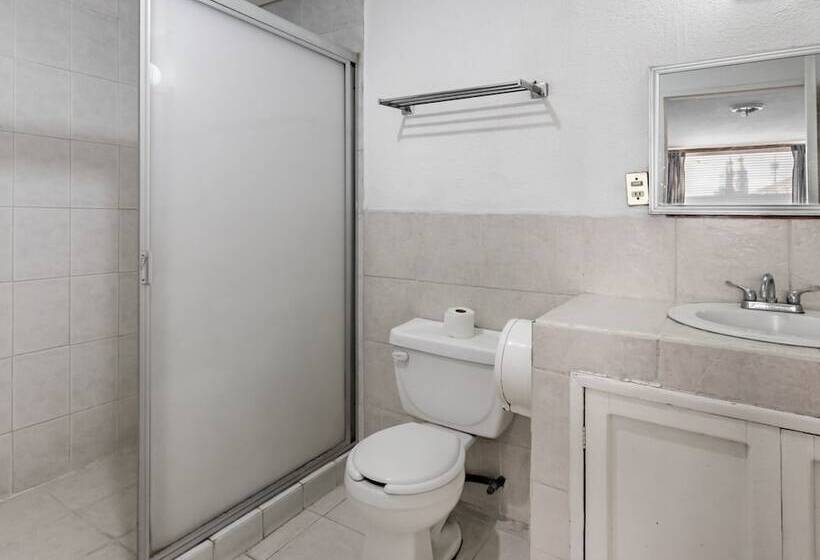 Quarto Familiar, Halley