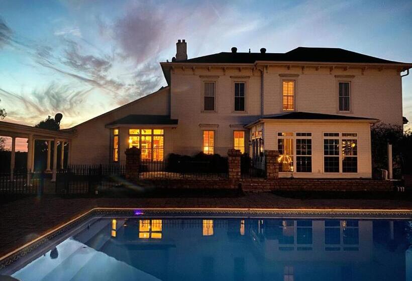 스탠다드 스튜디오 킹침대, Wildflower Ranch Inn