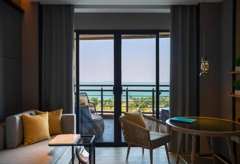 غرفة سوبيريور مطلّة علي البحر, Renaissance Xiamen