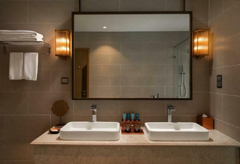 سوئیت 2 خوابه, Wyndham Grand Kn Paradise Cam Ranh