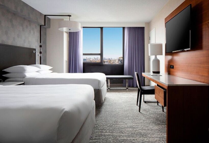Номер Стандарт 2 Двуспальные Кровати, New York Laguardia Airport Marriott