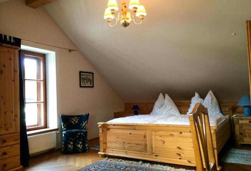 Номер Стандарт Вид на Горы, Schweizerhof Am See