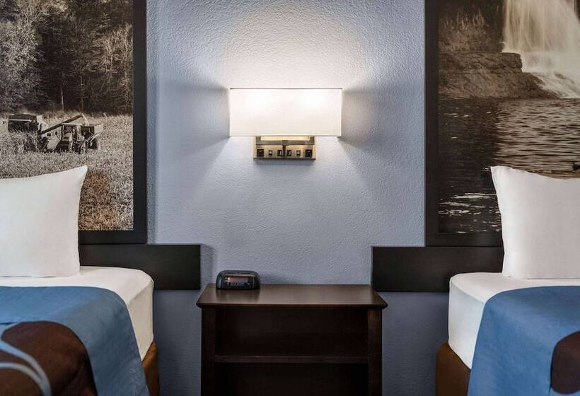 ２ダブルベッドのスタンダードルーム, Super 8 By Wyndham Columbus Edinburgh
