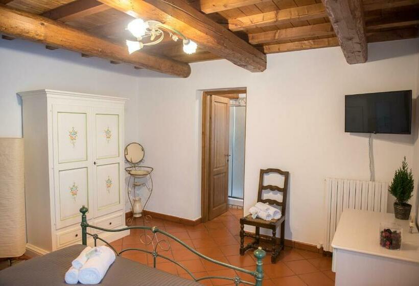 스탠다드 룸, B&b I Pini Di Storaco