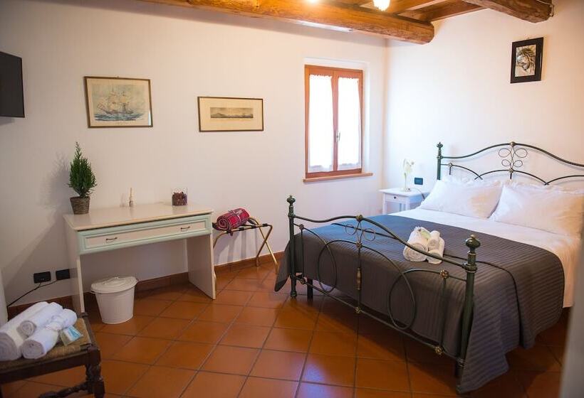스탠다드 룸, B&b I Pini Di Storaco