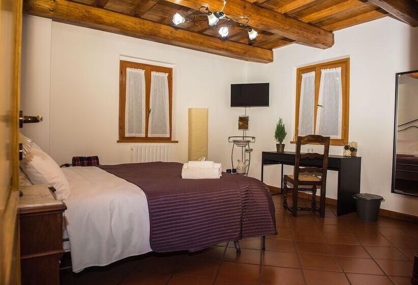 스탠다드 룸, B&b I Pini Di Storaco