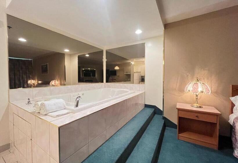 Стандартный Номер Кровать Кинг, Western Budget Motel #3 Whitecourt