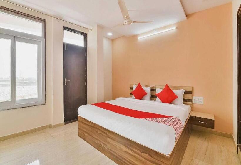 Трехместный Номер Классика, Oyo 61373  Paradise