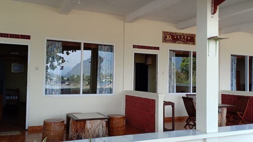 Трехместный Номер Deluxe, Bunga Ayu Seaside Resort