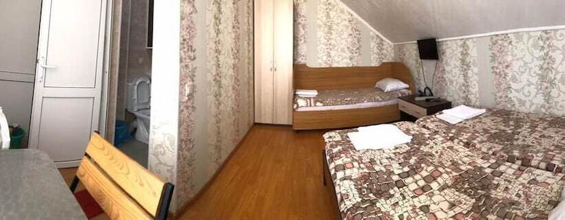 Трехместный Номер Комфорт, Guest House Kovcheg