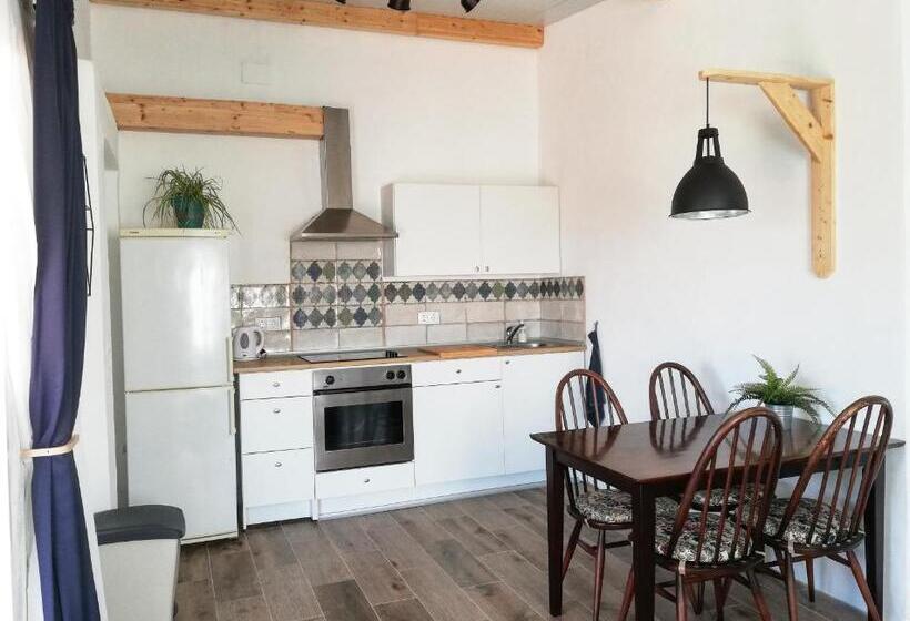Студио Стандарт с Видом, Casa De La Vida Málaga