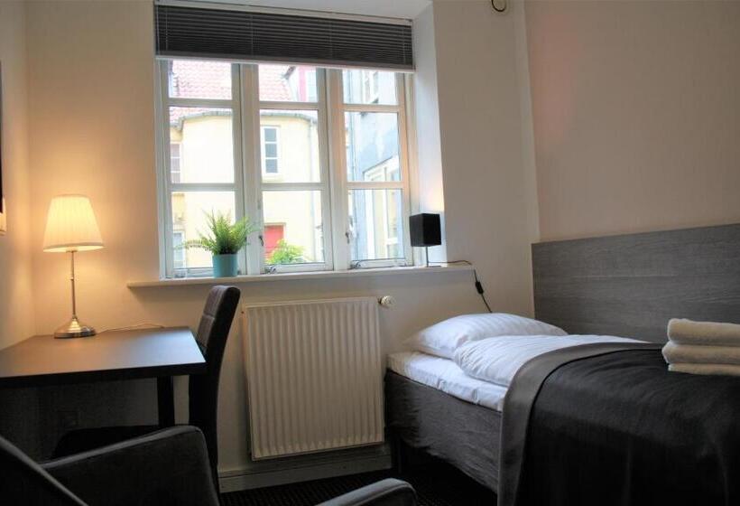 Quarto Estandar Individual, Aarhus City Apartments