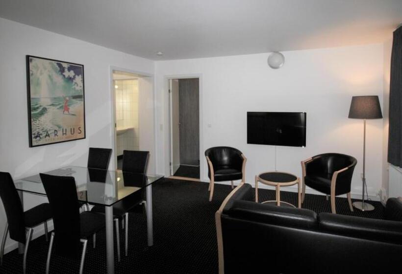 Апартаменты 2 Спальни, Aarhus City Apartments