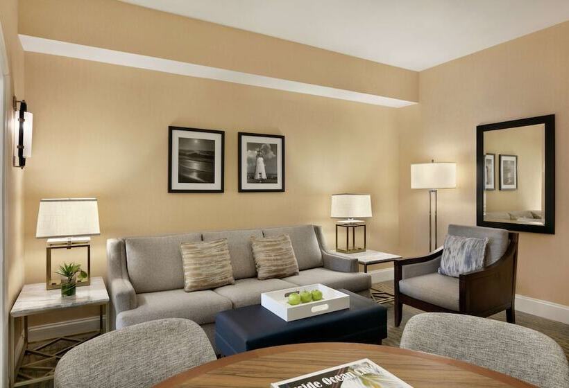 سوییت, Hilton Ocean City Oceanfront Suites
