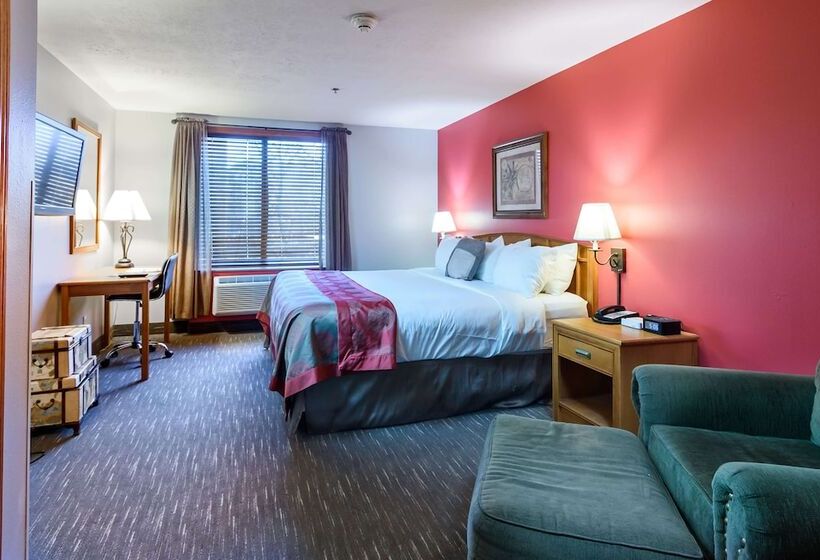 Люкс, Ramada By Wyndham Sioux Falls Airport   Waterpark Resort & Event Center