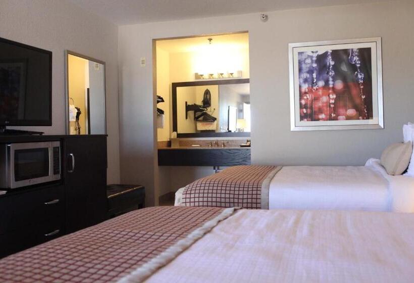 Номер Deluxe, Infinity Inn & Suites