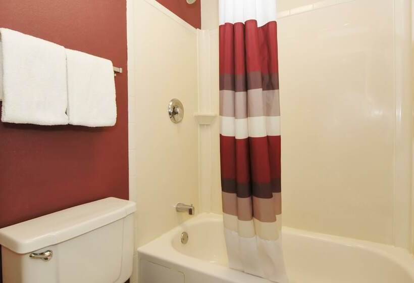 Номер Стандарт 2 Двуспальные Кровати, Red Roof Plus Chicago   Hoffman Estates