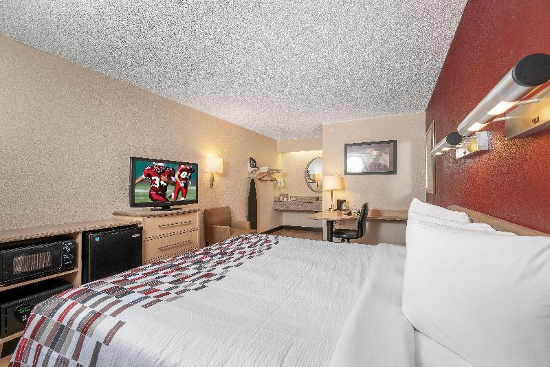 带大床的高级房间, Red Roof Inn Syracuse