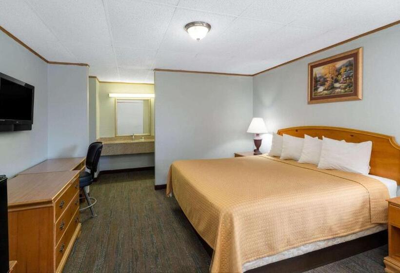 キングサイズベッドのスタンダードルーム, Travelodge By Wyndham Pigeon Forge